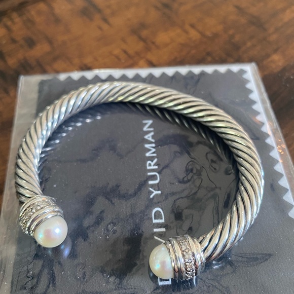 David Yurman Cable Bracelet with Pearls and Diamonds, 7mm - Picture 3 of 5